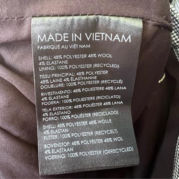 Club Monaco set Wool skirt & blazer suit - Picture 7 of 7